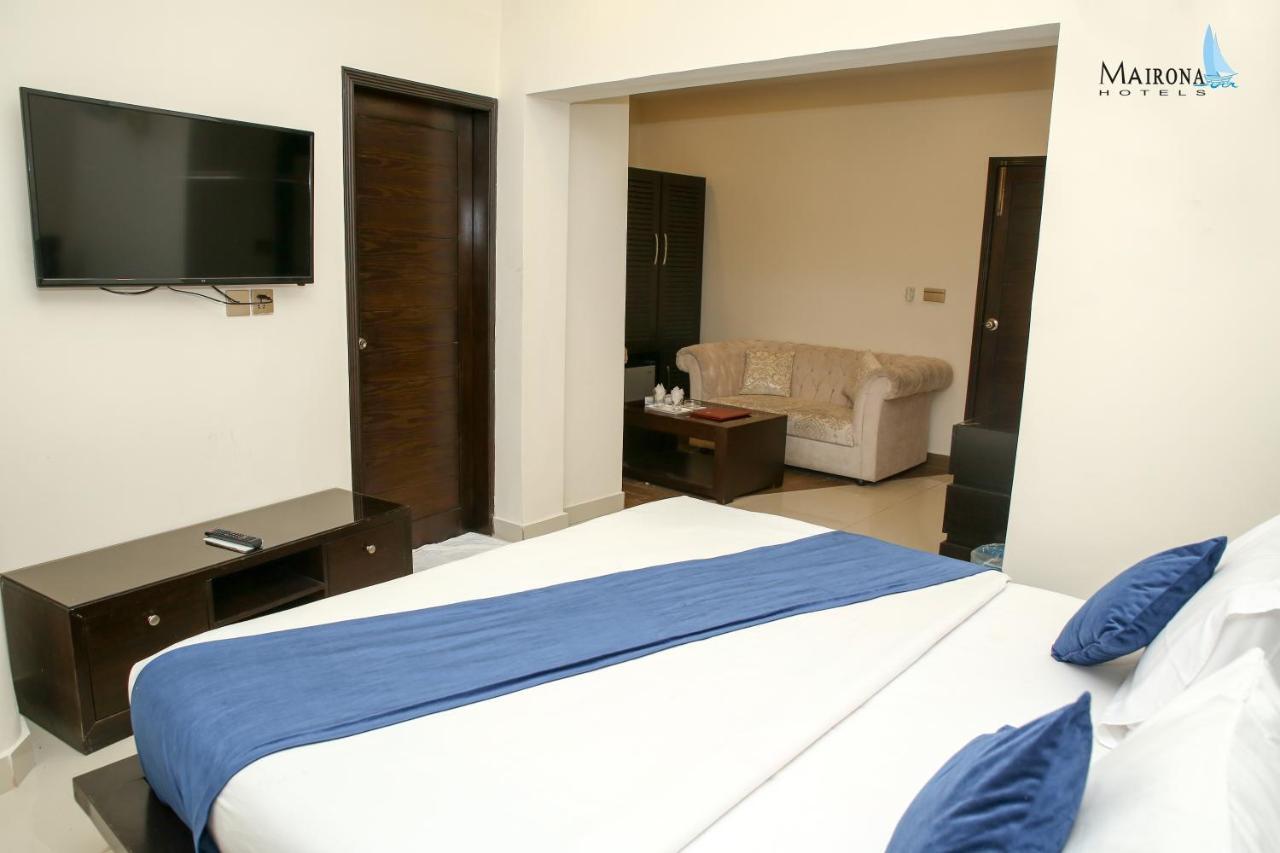 Hotel Mairona Gulberg Lahaur Zewnętrze zdjęcie